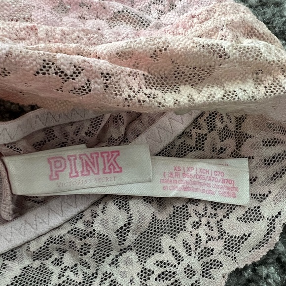 Victoria Secret pink Halter Bra - Picture 3 of 3